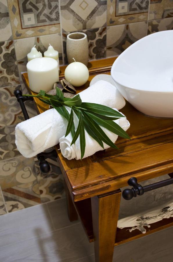 Bed and Breakfast Ingrosso House Lecce Exterior foto