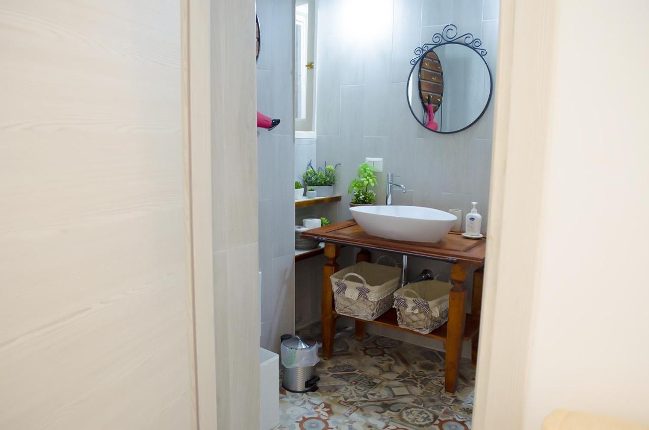 Bed and Breakfast Ingrosso House Lecce Exterior foto