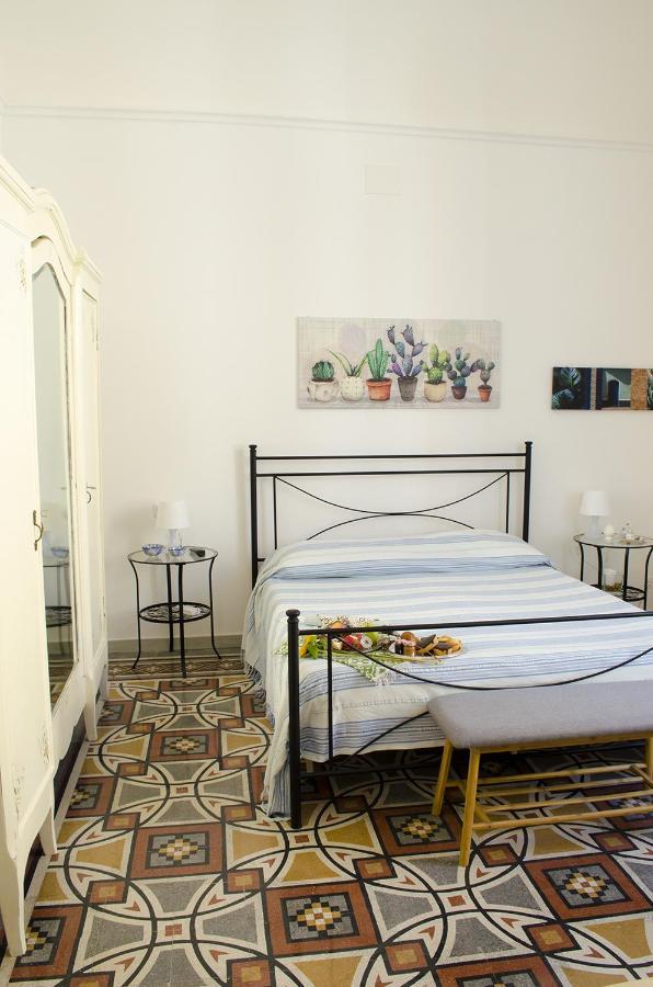 Bed and Breakfast Ingrosso House Lecce Exterior foto