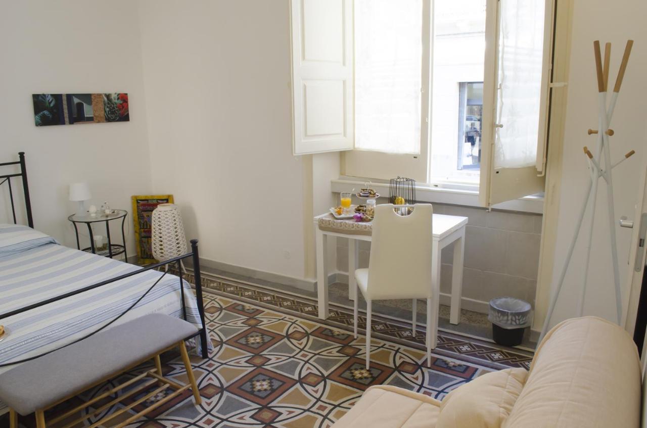 Bed and Breakfast Ingrosso House Lecce Exterior foto