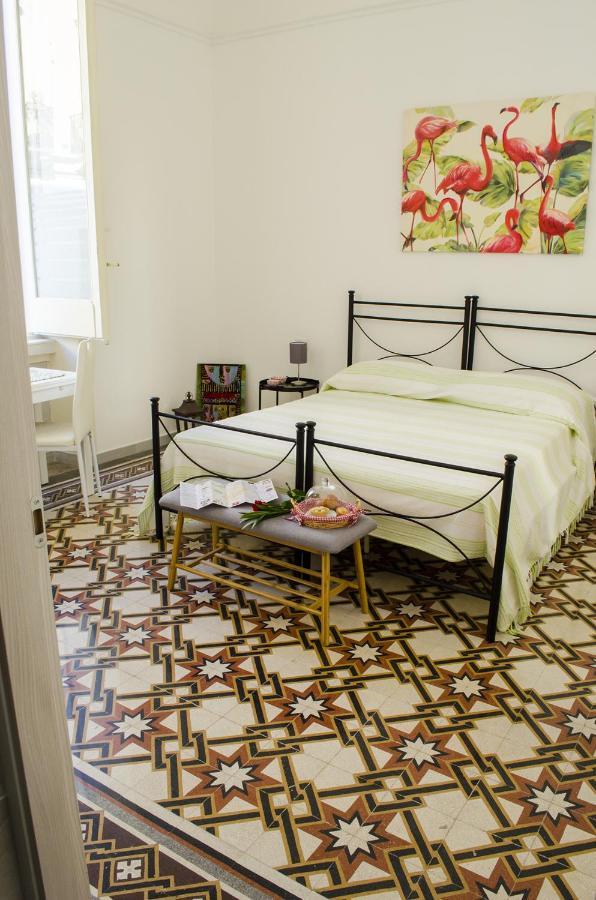 Bed and Breakfast Ingrosso House Lecce Exterior foto